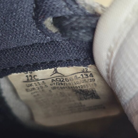 Nike Air Jordan 1 Retro High Shoes Kids 12C White Blue Black Sneaker University - Picture 11 of 12